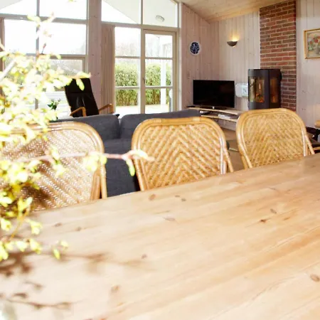 Three-bedroom Holiday In 83 Tatil Evi
